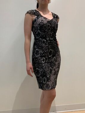 Josef Ribkoff made in Canada cocktail dress, size 6.